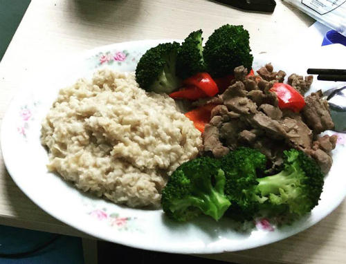 chang-trai-benh-tim-tap-the-hinh-de-body-6-mui-2